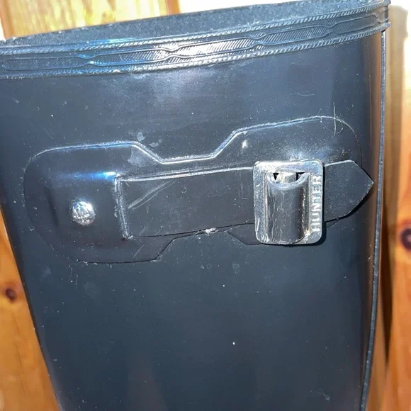 Hunter Original Tall Gloss Women's Rain Boots - Black, Size 6M/7F rain boots - Picture 7 of 12